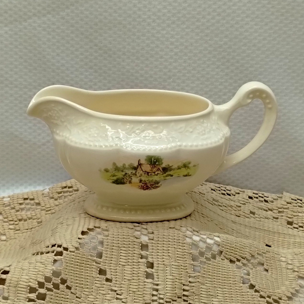 Cremelace 3162-0 Floral Ceramic Gravy Boat White Green Pink Oval Handles
